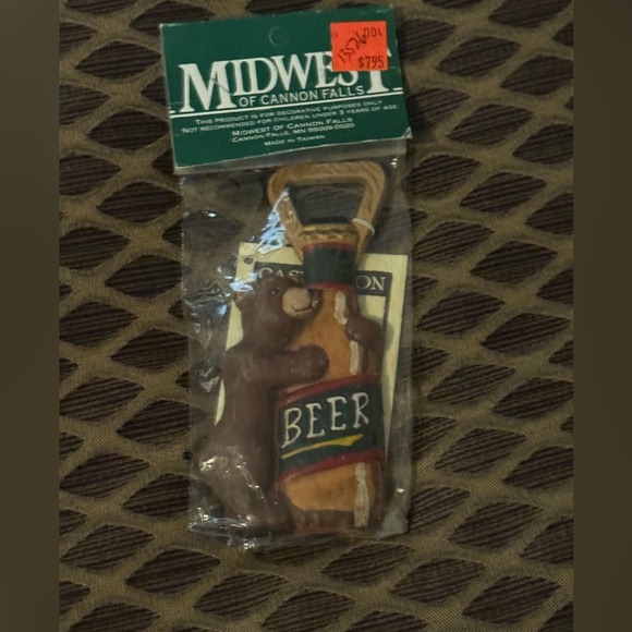 Midwest of Cannon Falls Bear Bottle Opener - Picture 1 of 2
